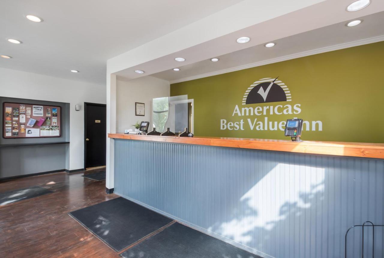Americas Best Value Inn-Painted Post Extérieur photo