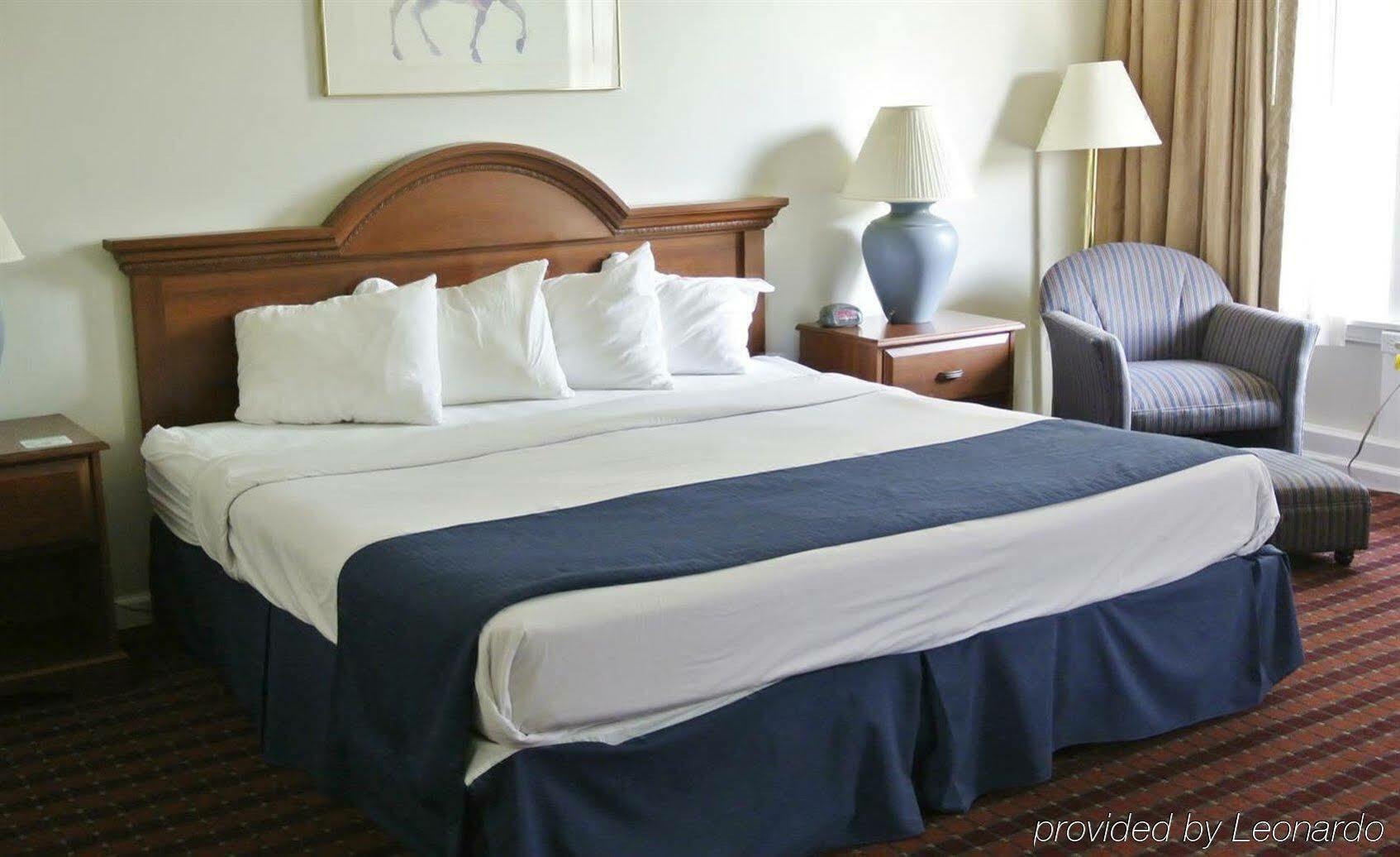 Americas Best Value Inn-Painted Post Extérieur photo